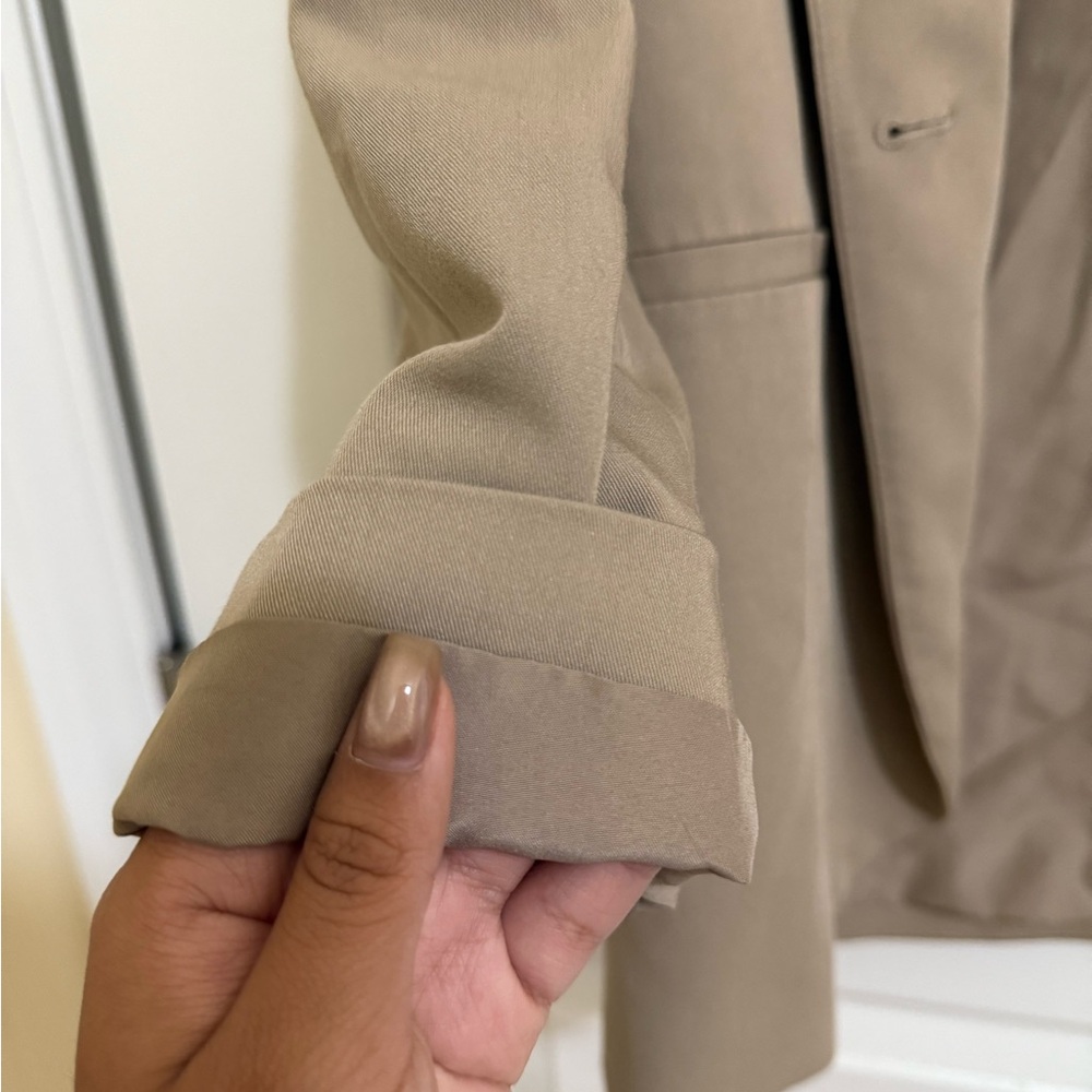 H&M Classic Beige Blazer - Picture 7 of 11